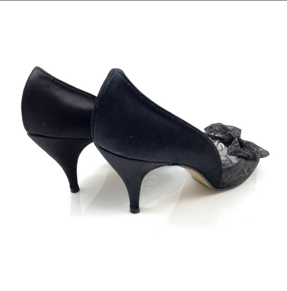 Vintage Satin and Mesh heel - Picture 4 of 7